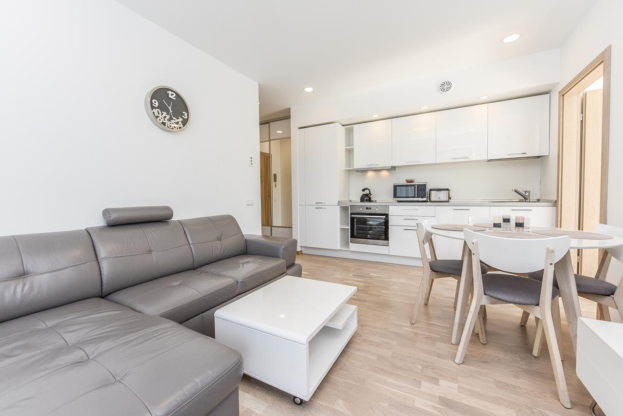 Smilciu Trio Keturvieciai Apartamentai Su Terasa 帕兰加 外观 照片