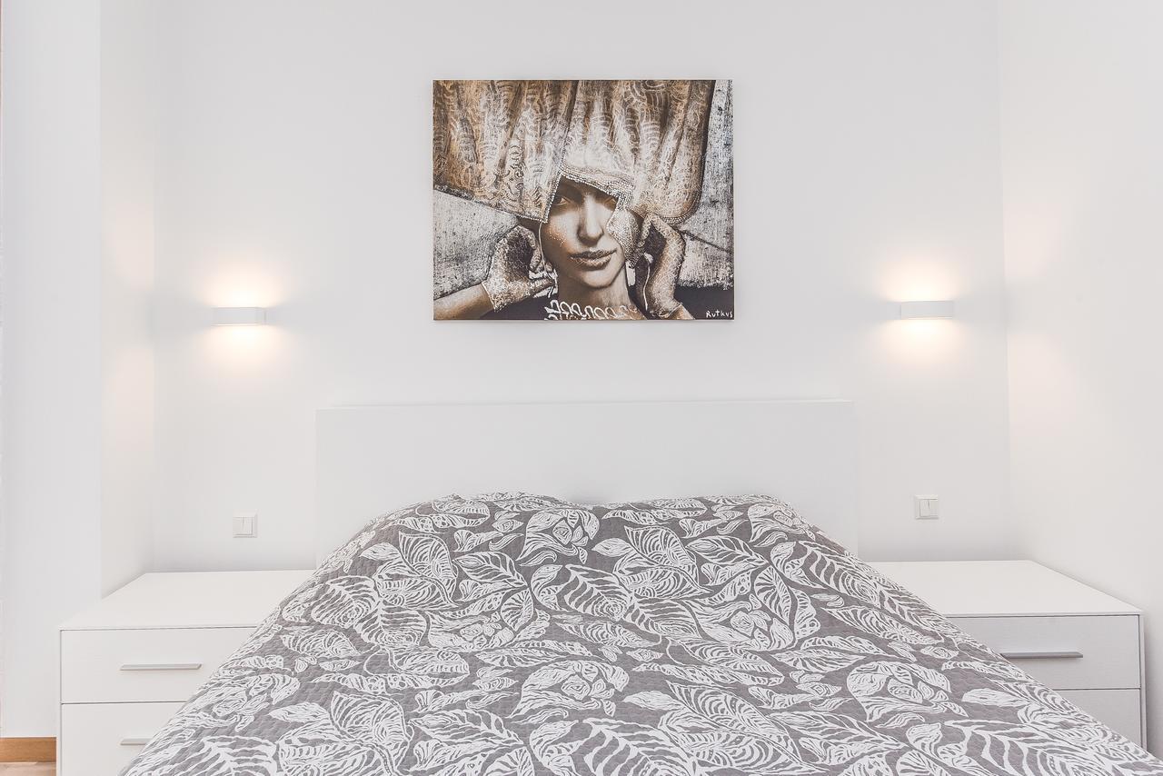 Smilciu Trio Keturvieciai Apartamentai Su Terasa 帕兰加 外观 照片